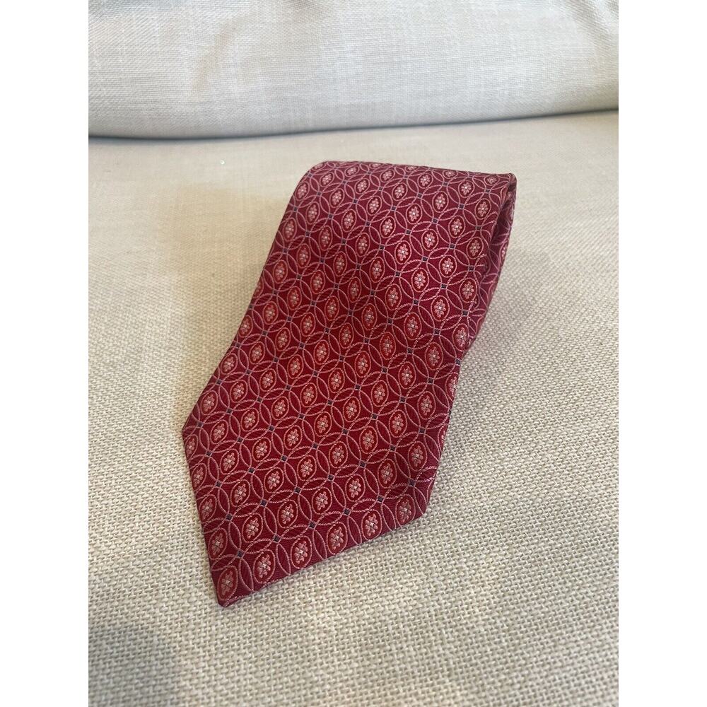Royal Classic All Silk Mens Neck Tie Red Circle‎ Pattern